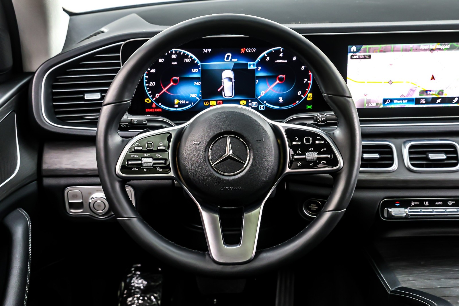 Used 2020 Selenite Grey Metallic Mercedes-Benz GLE 350 4MATIC® SUV image 18