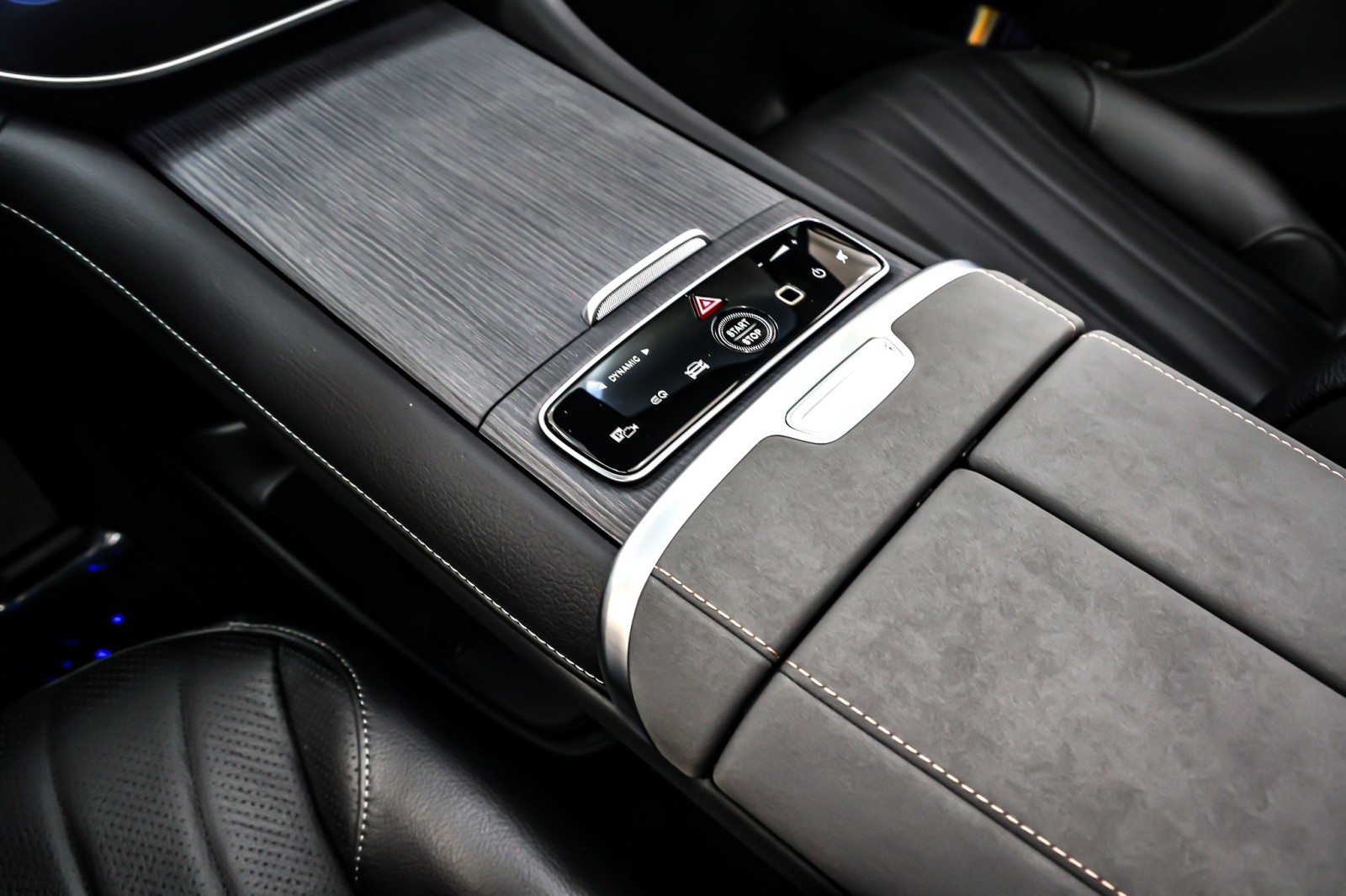 New 2026 Polar White Mercedes-Benz EQS 400 image 6