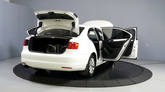 2013 Volkswagen Jetta Sedan SE w/Convenience 14