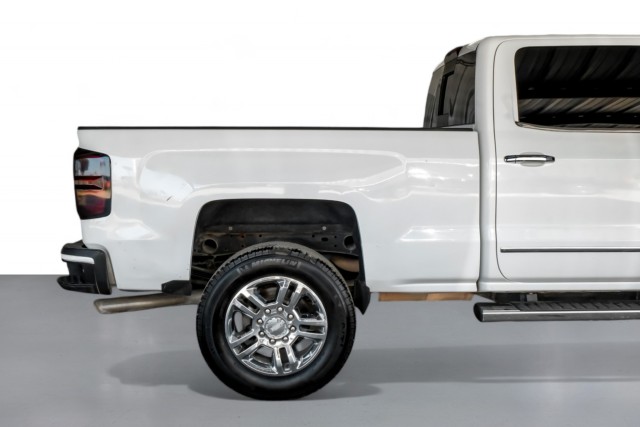 2015 Chevrolet Silverado 2500HD Built After Aug High Country 6