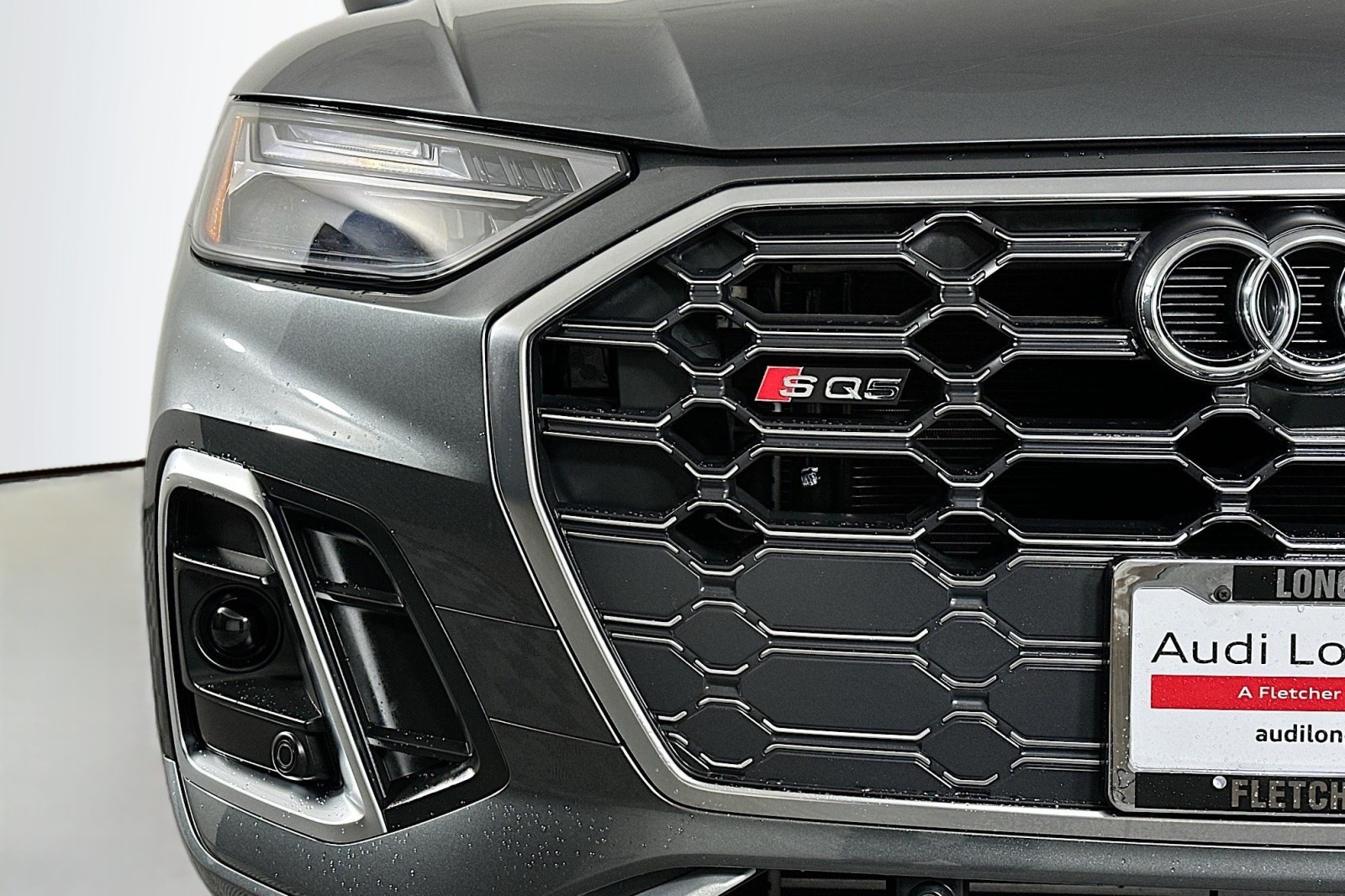 Used 2025 Daytona Gray Pearl Effect Audi Premium Plus image 16