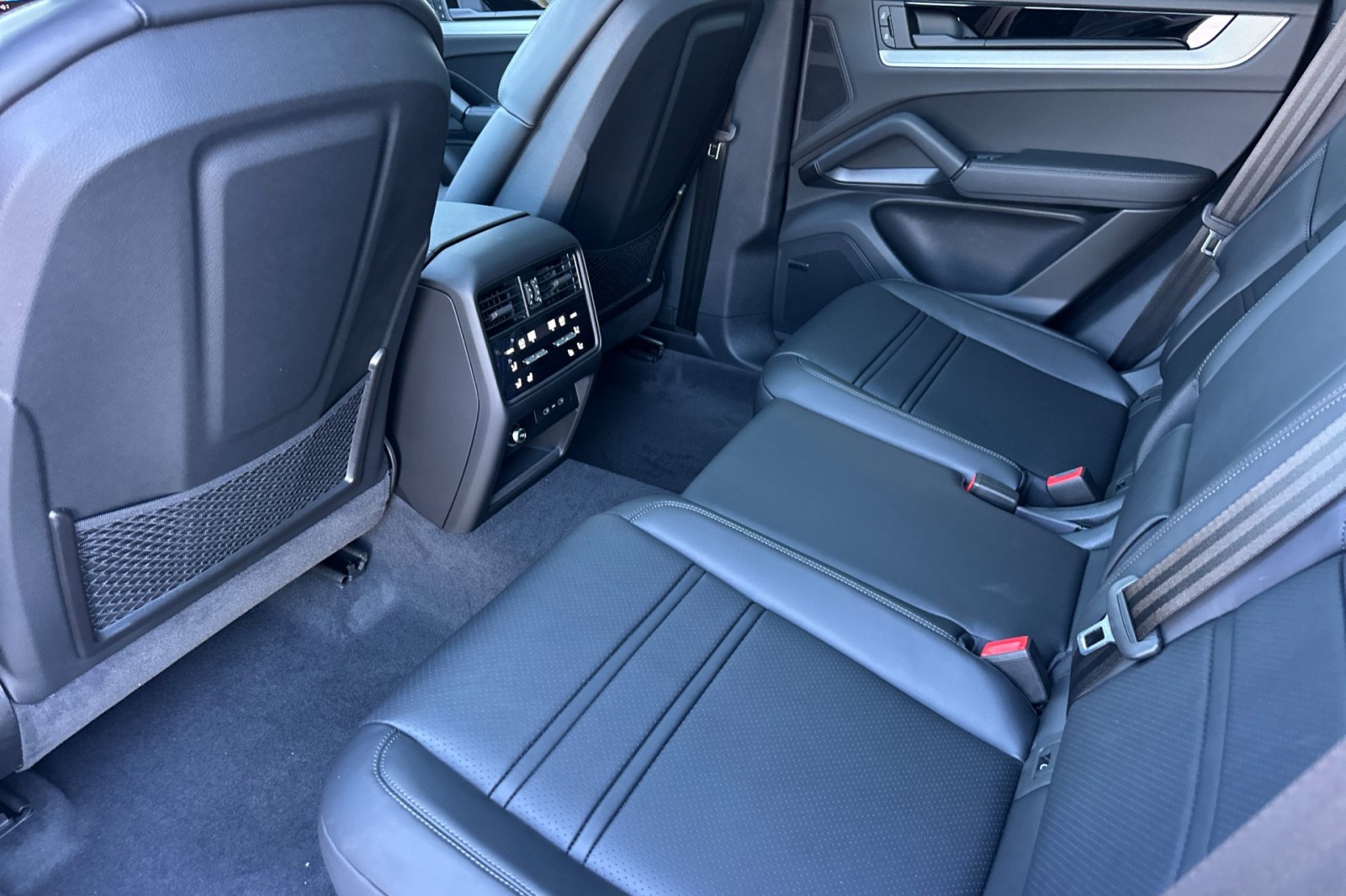 New 2026 Chromite Black Metallic Porsche  image 13