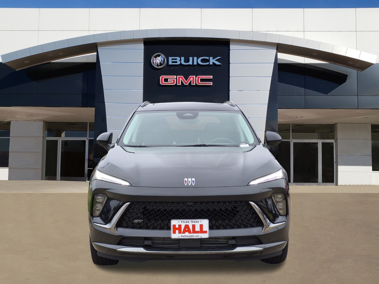 View vehicle photo 2