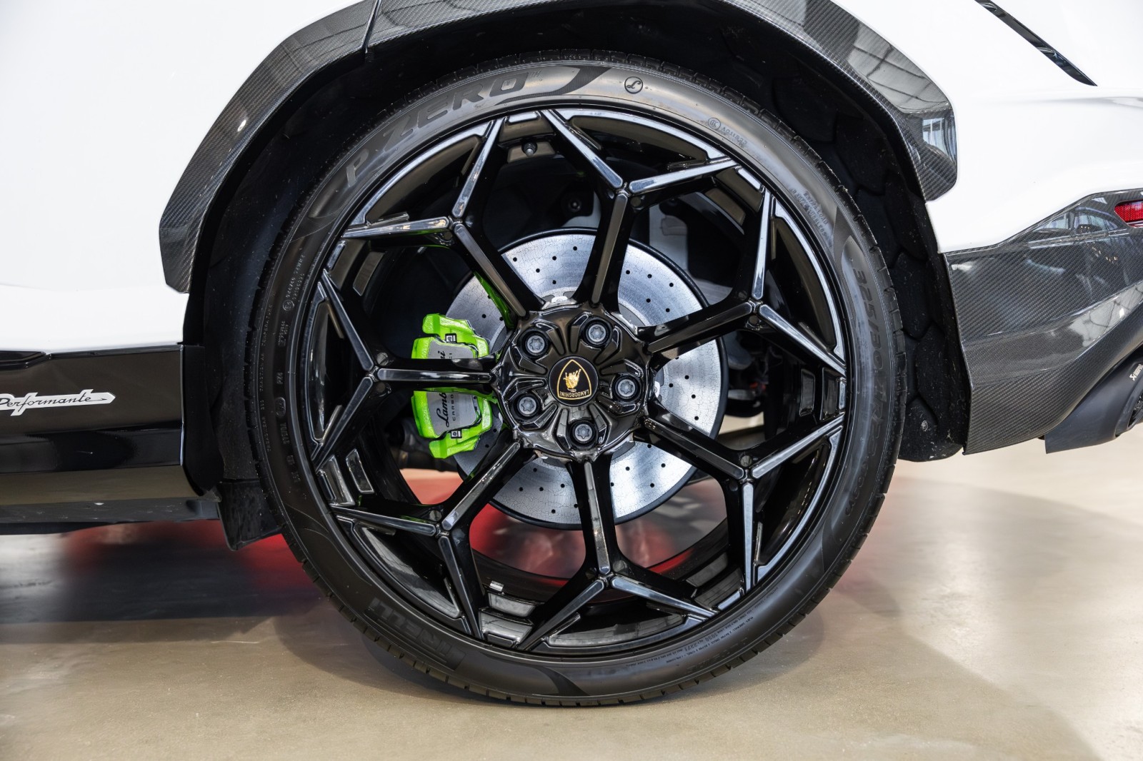 Used Car 2024 Lamborghini Urus  Performante For Sale Under $310,000 In Boerne, Texas