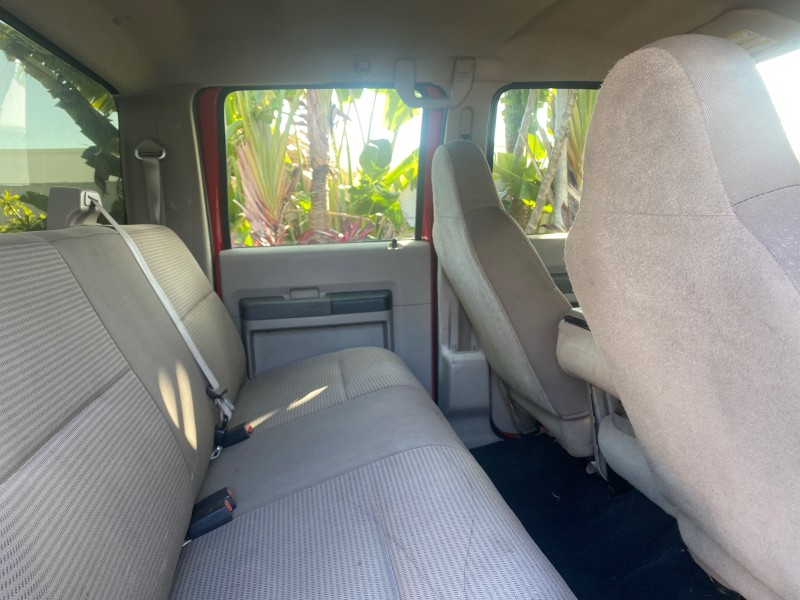 2008 Ford Super Duty F-350 DRW XL LOW MILES 43,076 4WD in ,