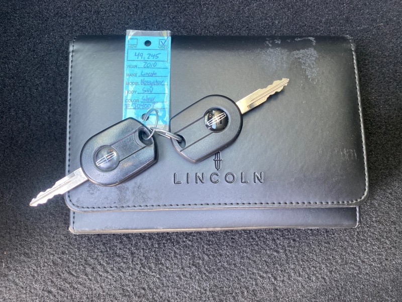 2010 Lincoln Navigator LOW MILES 49,245 NAV SUNROOF in , 