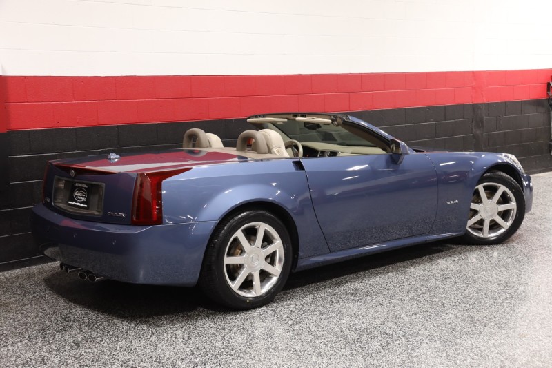2005 Cadillac XLR 2dr Convertible in , 