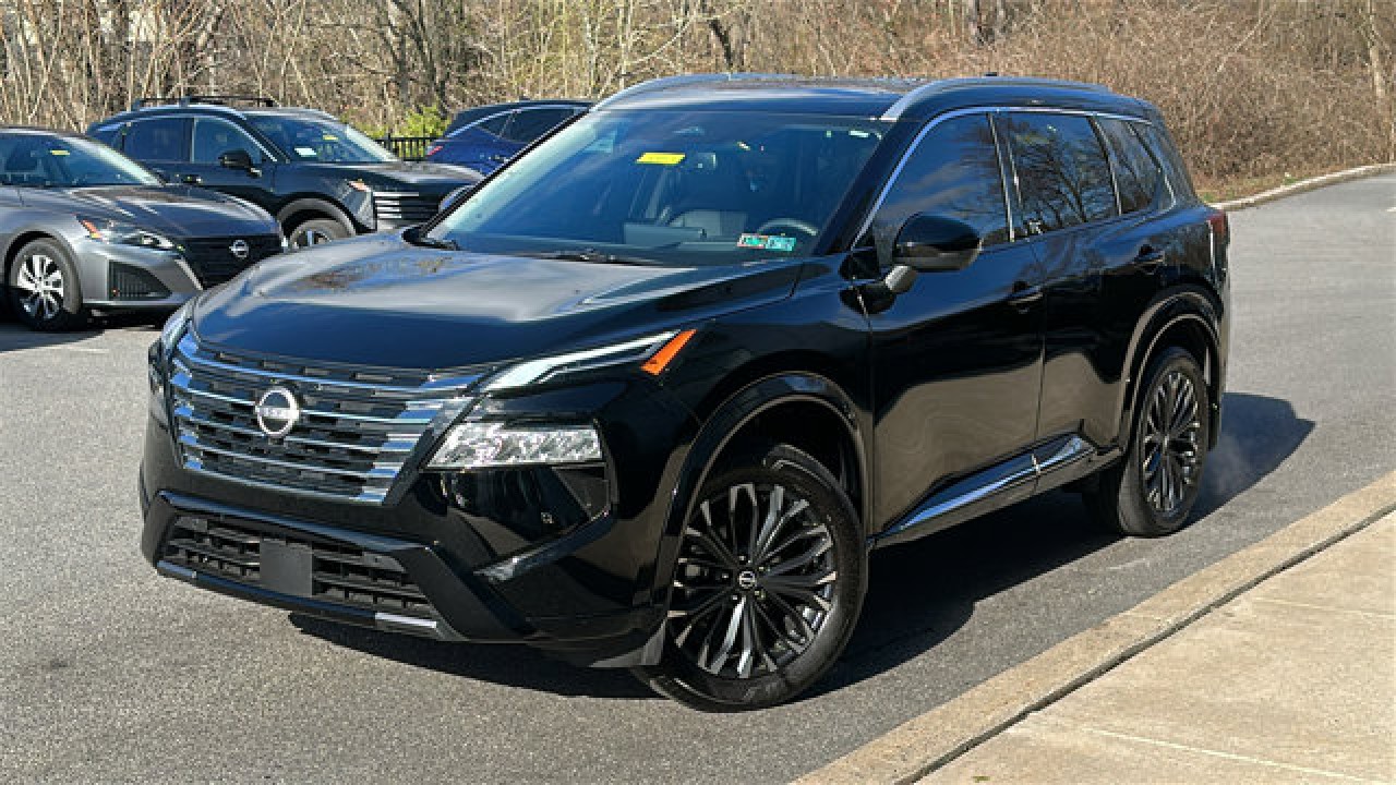 2025 Nissan Rogue Platinum AWD