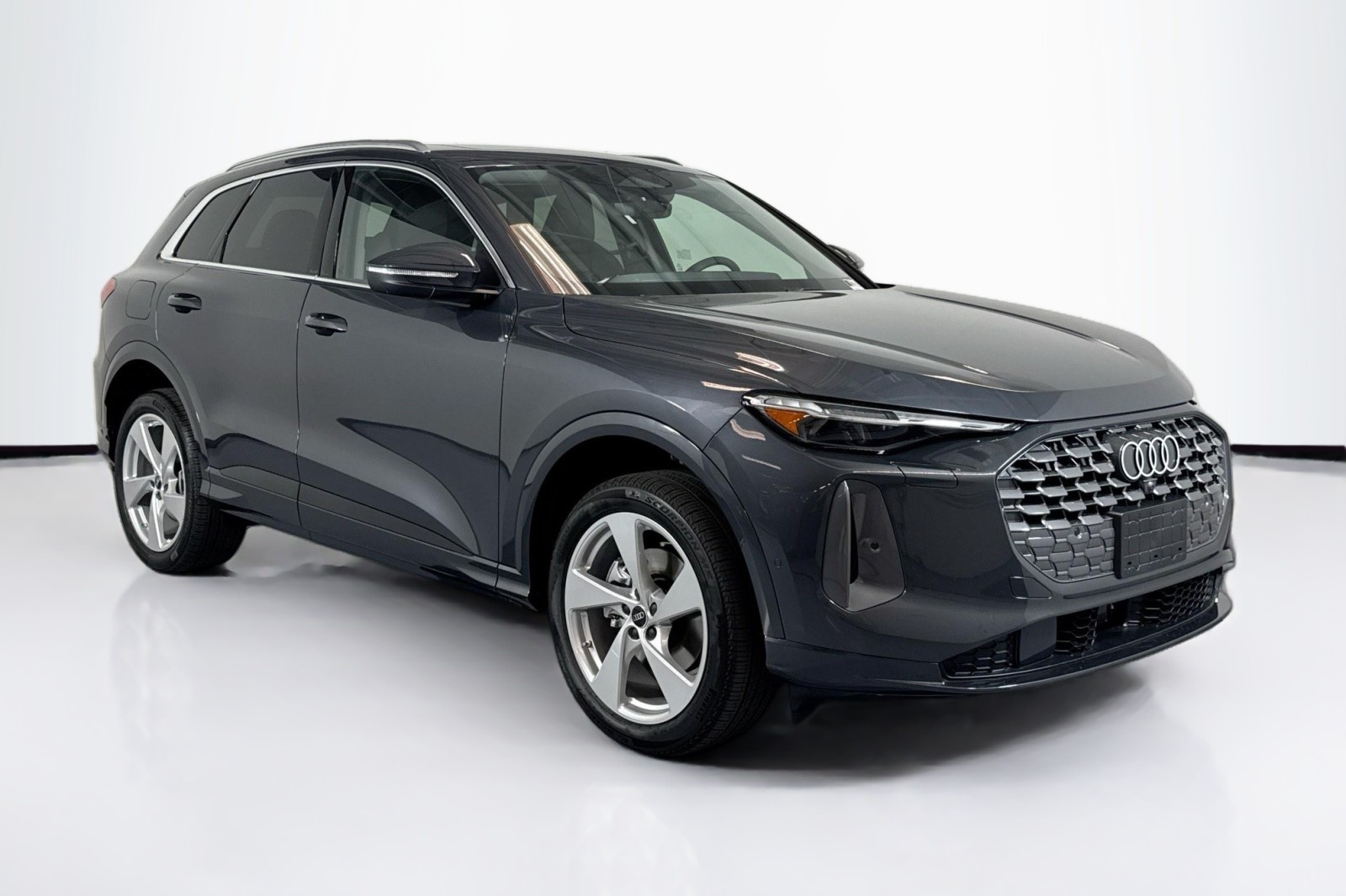 New 2025 Tambora Gray Metallic Audi Premium Plus 2.0 TFSI quattro image 3