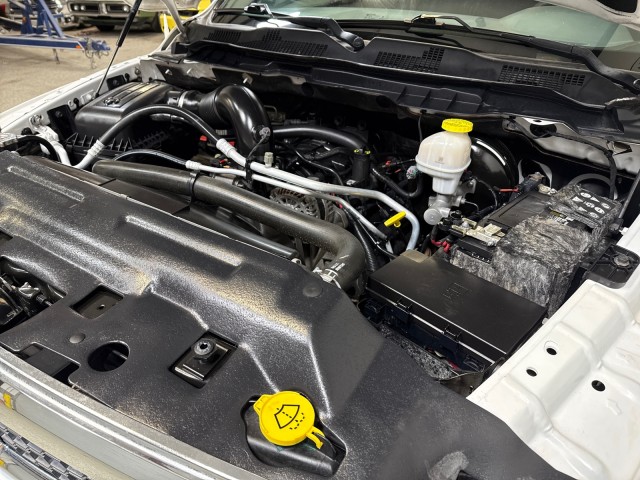 2020 Ram 1500 Classic SLT 4WD 5.7L-V8 in ,