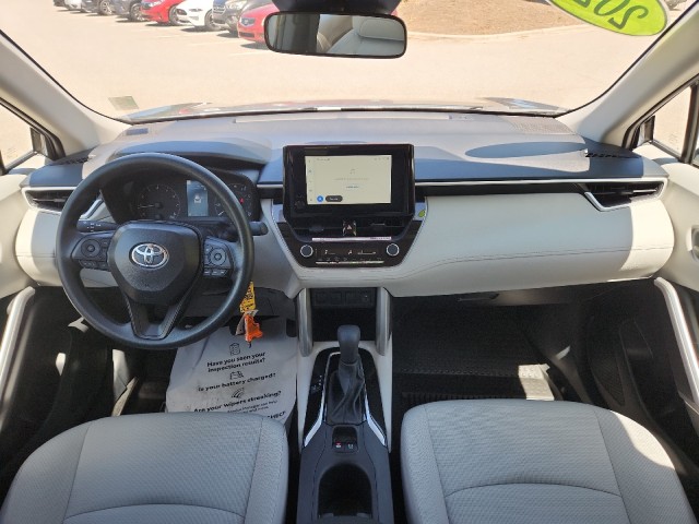 ToyotaCorolla Cross42