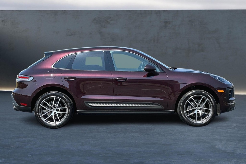 New 2023 Porsche Macan S Sport Utility in Fremont #10493