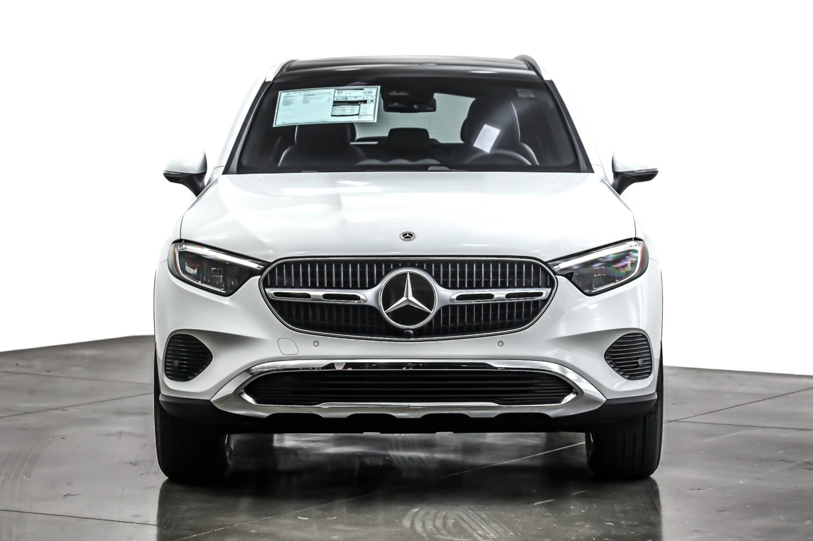 New 2026 Polar White Mercedes-Benz GLC 300 image 2