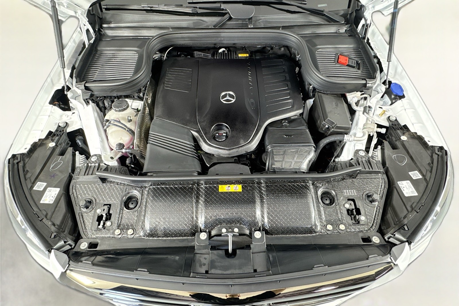 New 2026 MANUFAKTUR Signature Moonlight W Mercedes-Benz GLS 450 4MATIC® SUV image 11