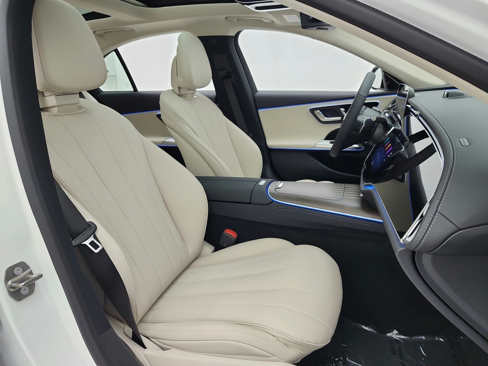 New 2027 Polar White Mercedes-Benz E 350 RWD Sedan image 14