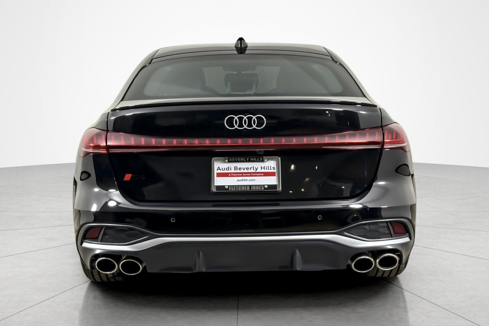 Used 2025 Mythos Black Metallic Audi Premium Plus 3.0 TFSI quattro image 4