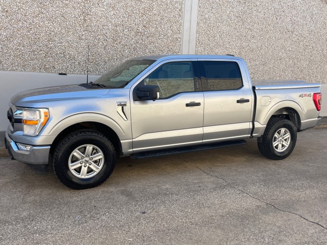 2022 Ford F-150 XLT 2