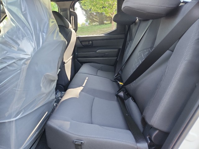 ToyotaTacoma 4WD27