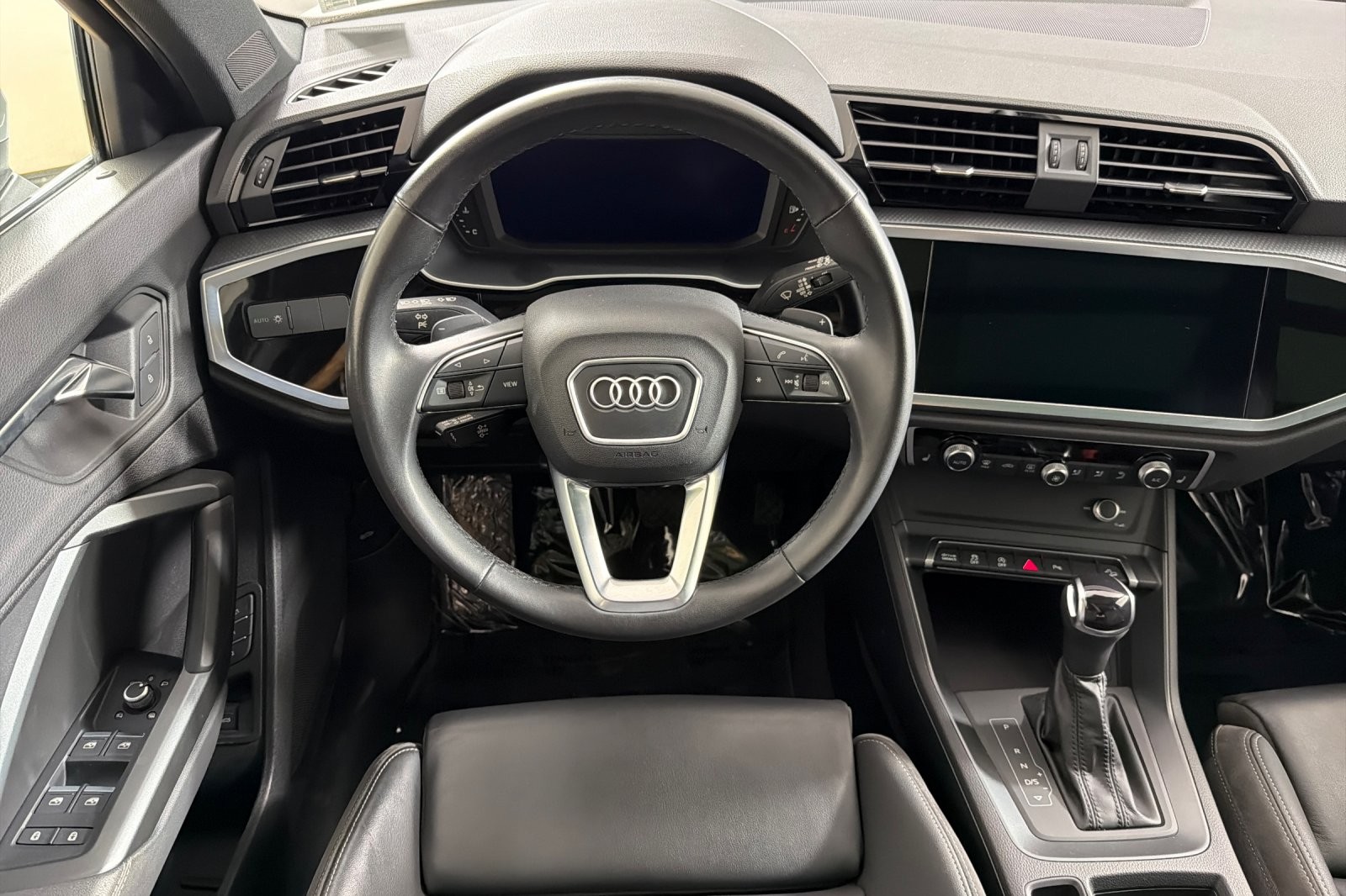 Used 2022 Ibis White Audi S line Premium 45 TFSI quattro image 13