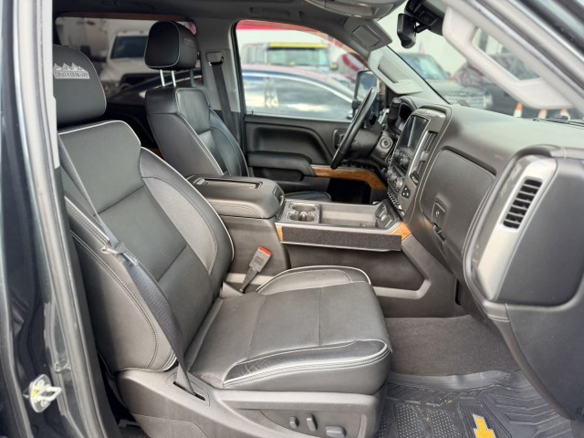 2019 Chevrolet Silverado 3500 4x4 Snatch Truck High Country in , 