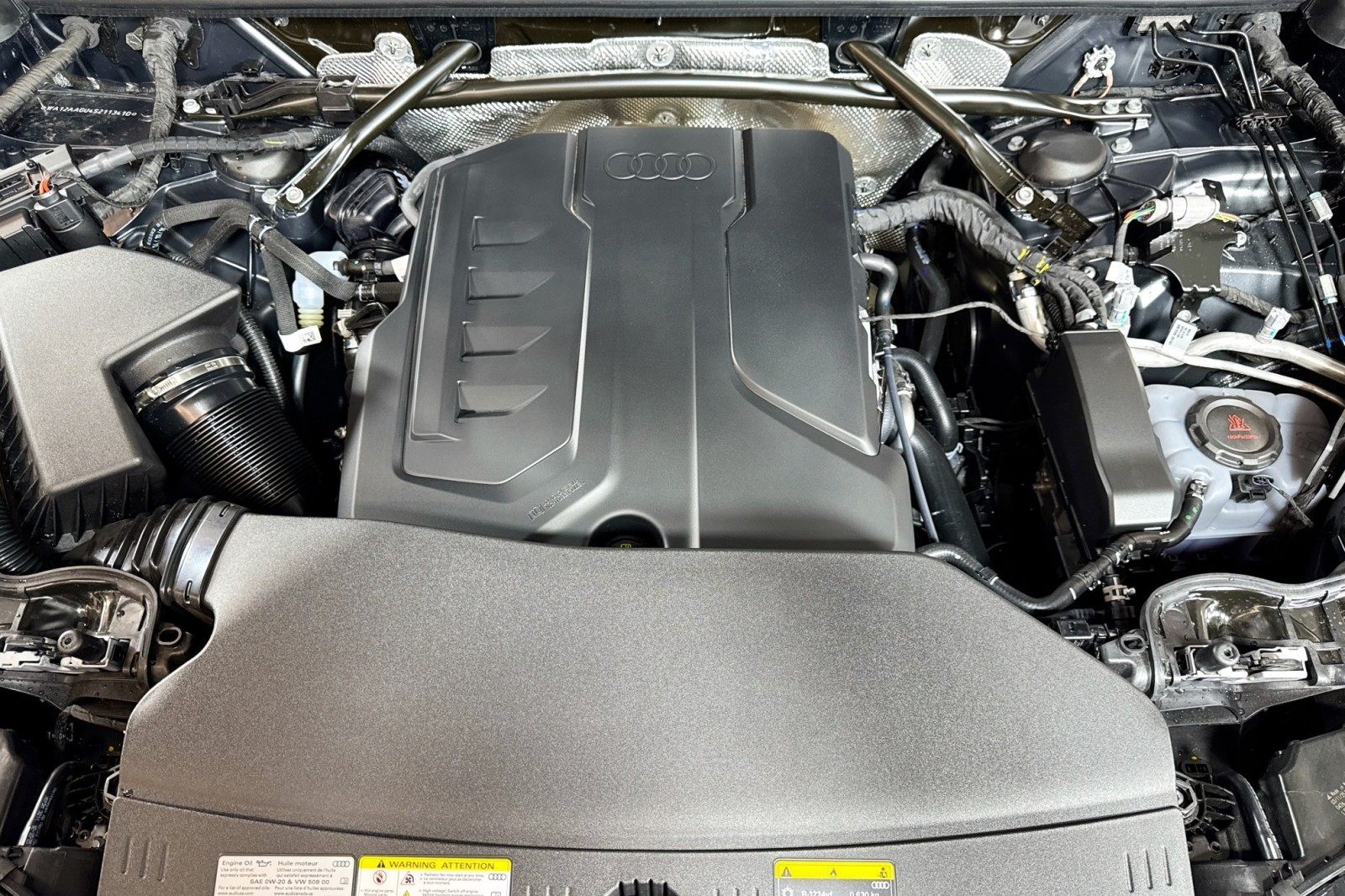 New 2025 Tambora Gray Metallic Audi Premium Plus 2.0 TFSI quattro image 27