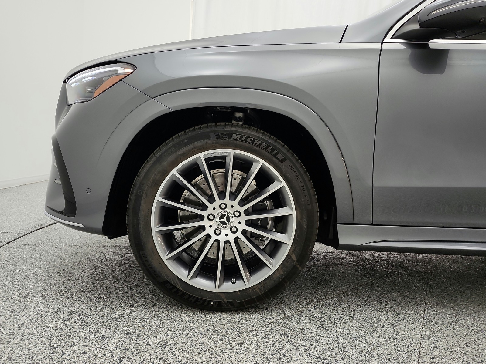 New 2026 Selenite Grey Metallic Mercedes-Benz GLE 450 4MATIC® SUV image 13