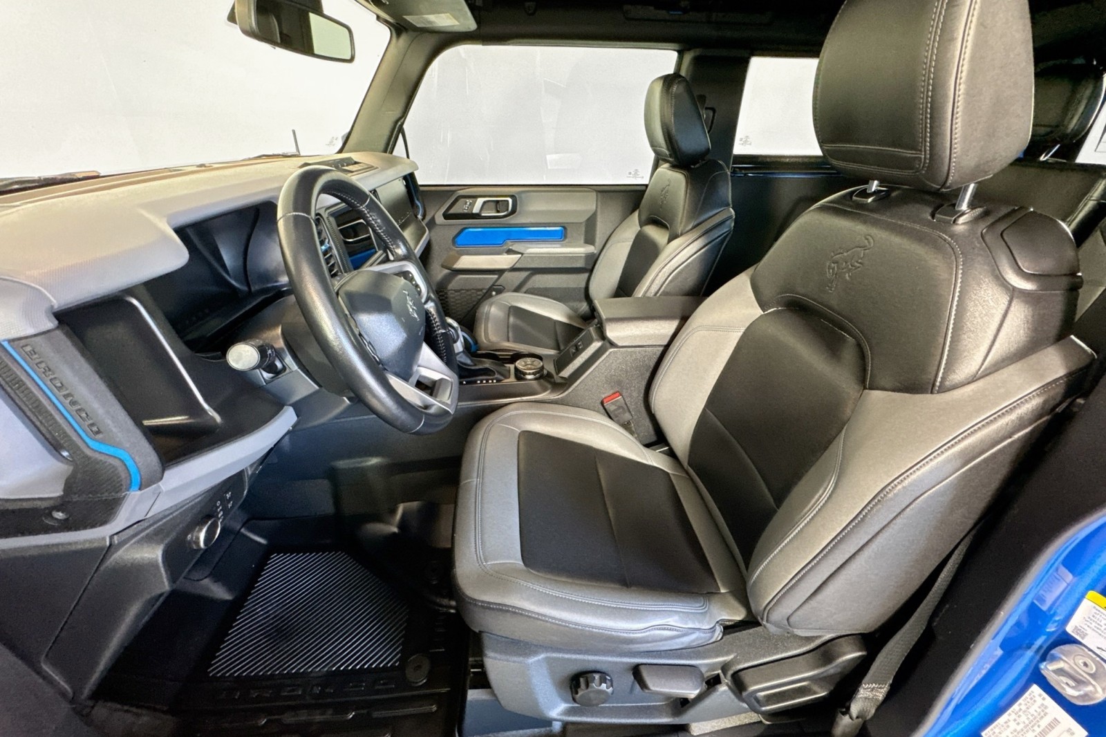 Used 2021 Velocity Blue Metallic Ford Black Diamond image 19