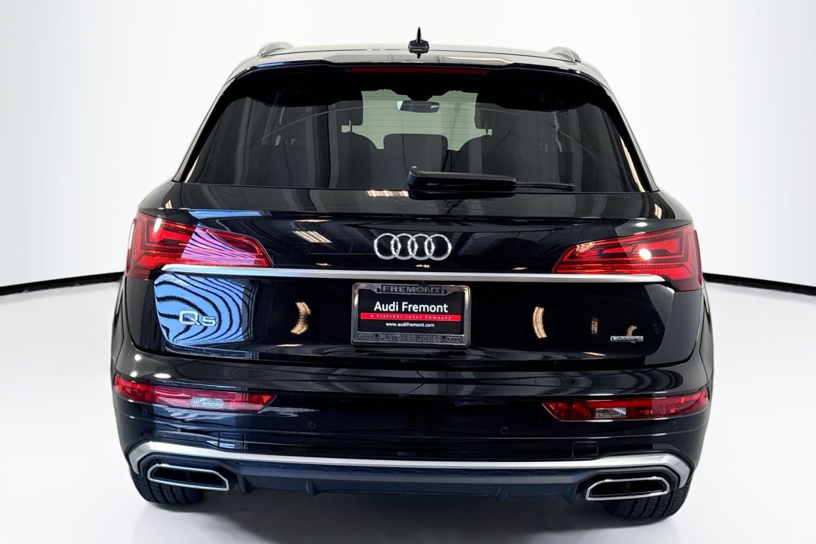 Used 2022 MYTHOS BLACK Audi S line Premium image 6