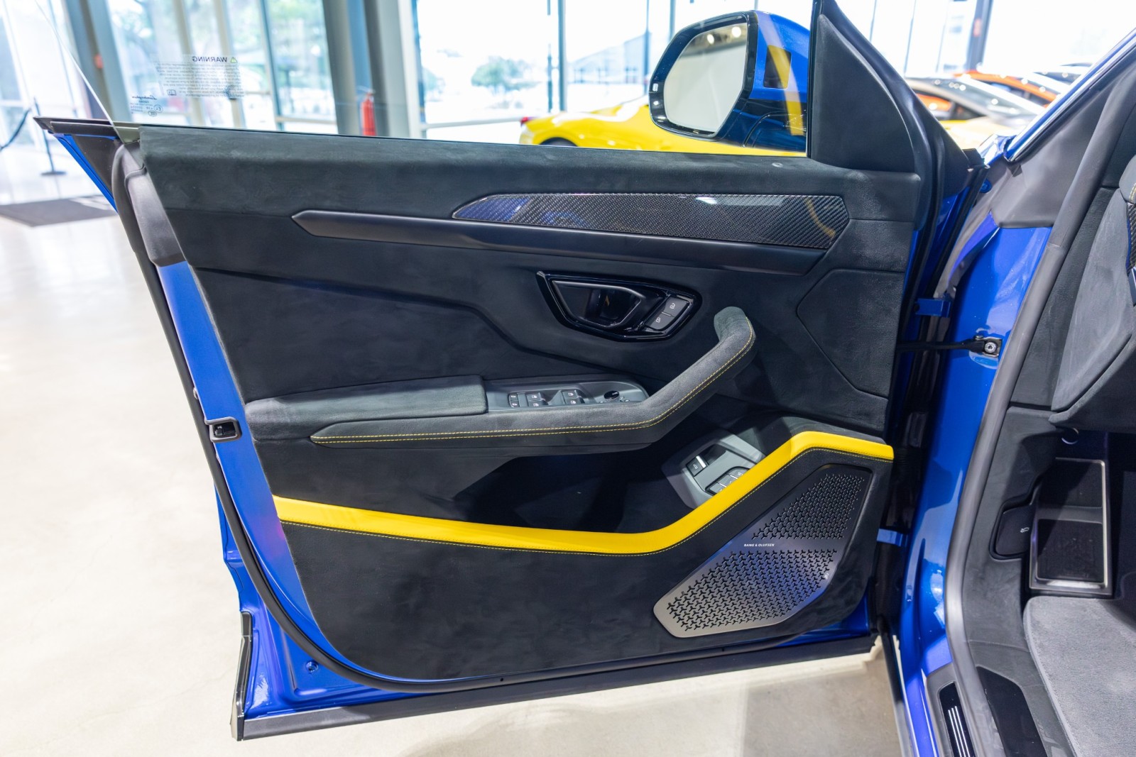 Used Car 2024 Lamborghini Urus  Performante For Sale Under $320,000 In Boerne, Texas