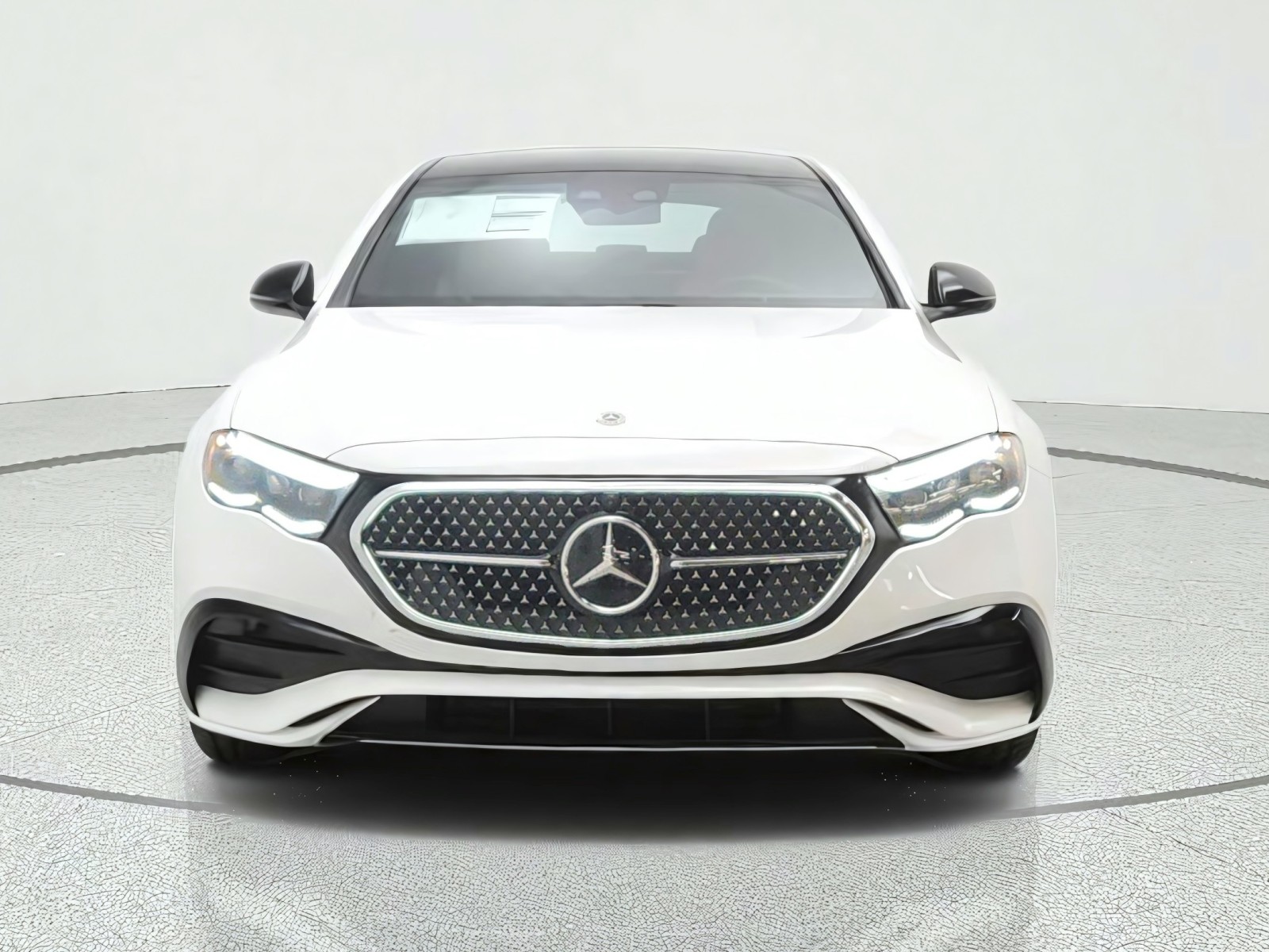 New 2027 Polar White Mercedes-Benz E 350 RWD Sedan image 2