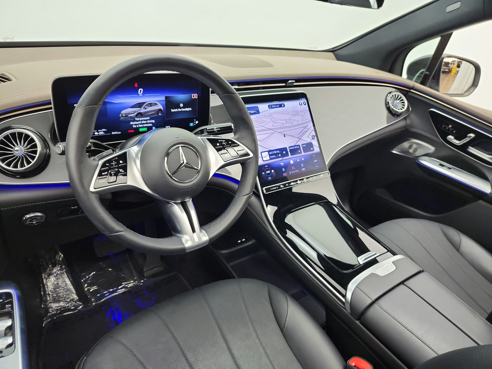 Used 2023 Obsidian Black Metallic Mercedes-Benz EQE 350+ SUV image 9