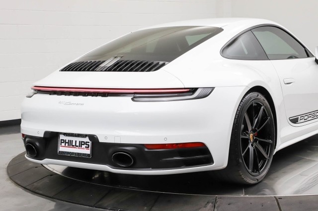 2021 Porsche 911 Carrera 11