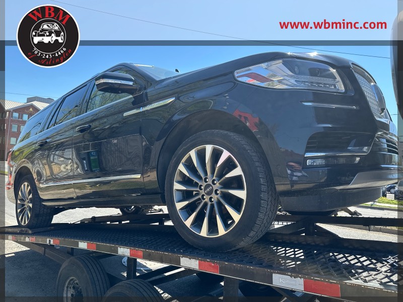 Blue (Signature Navy) 2021 Lincoln Navigator L Reserve 4WD SUV / Crossover Four-Wheel Drive Automatic