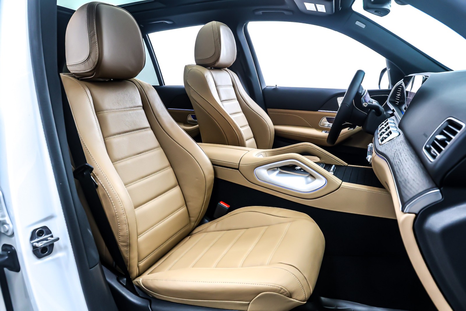 New 2026 Polar White Mercedes-Benz GLE 450 image 7