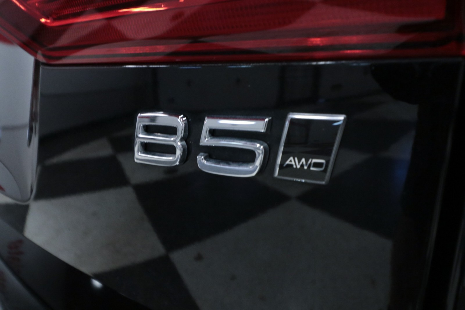 Used Car 2023 Volvo Xc60  Plus Bright Theme For Sale Under $40,000 In Austin, Texas