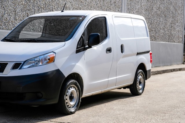 2017 Nissan NV200 Compact Cargo S 6