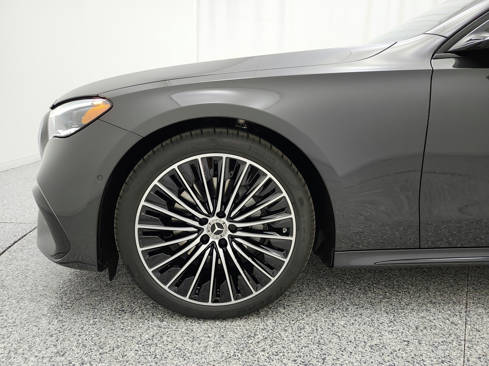 New 2027 Graphite Grey Metallic Mercedes-Benz E 350 RWD Sedan image 13