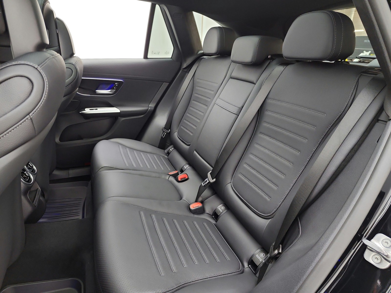 New 2027 Black Mercedes-Benz GLC 300 SUV image 11