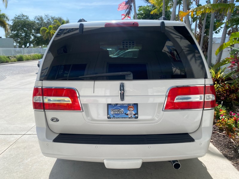 2010 Lincoln Navigator 4WD SUNROOF LOW MILES 31,209 in , 