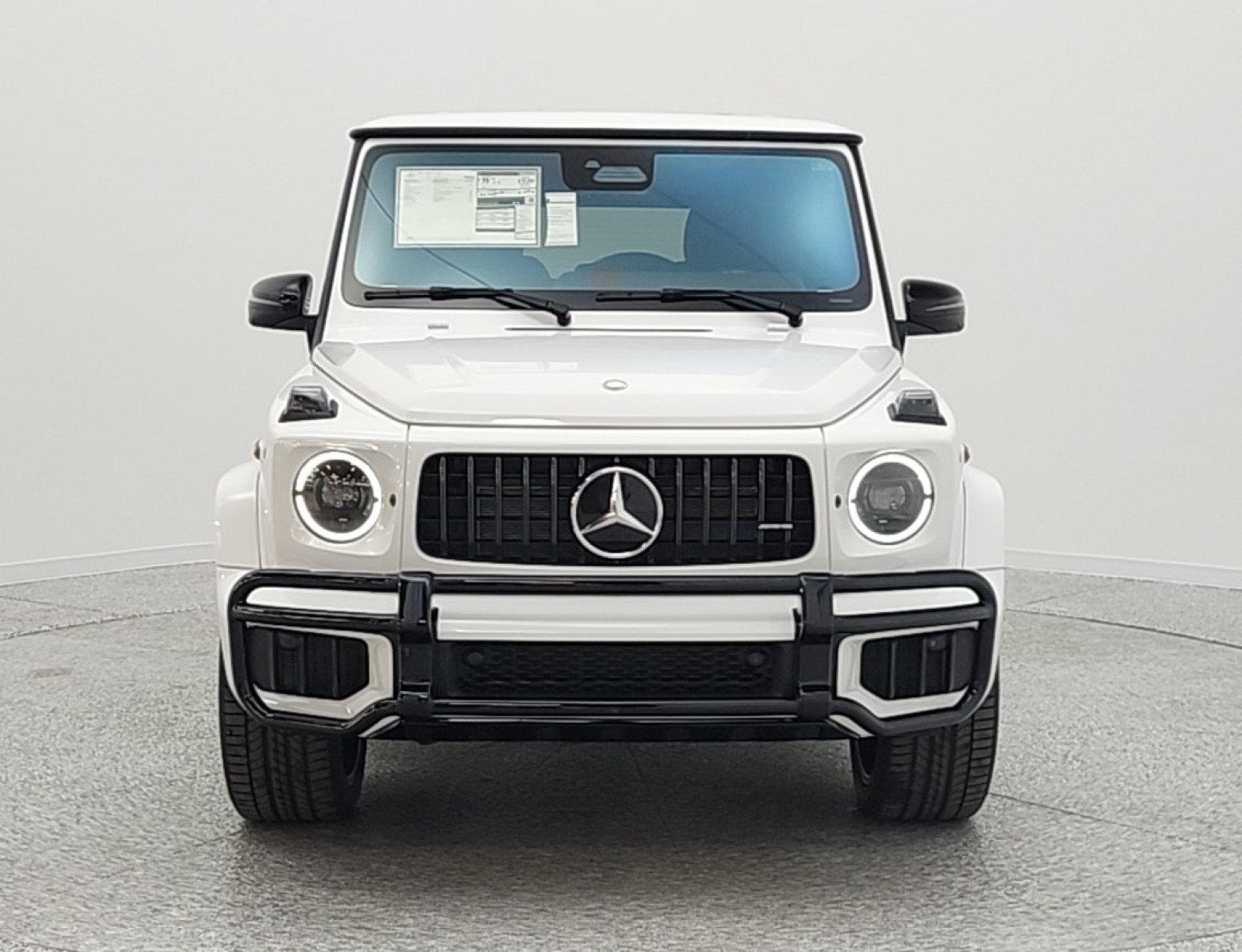 New 2026 MANUFAKTUR Moonlight White Metallic Mercedes-Benz AMG® G 63 SUV image 2