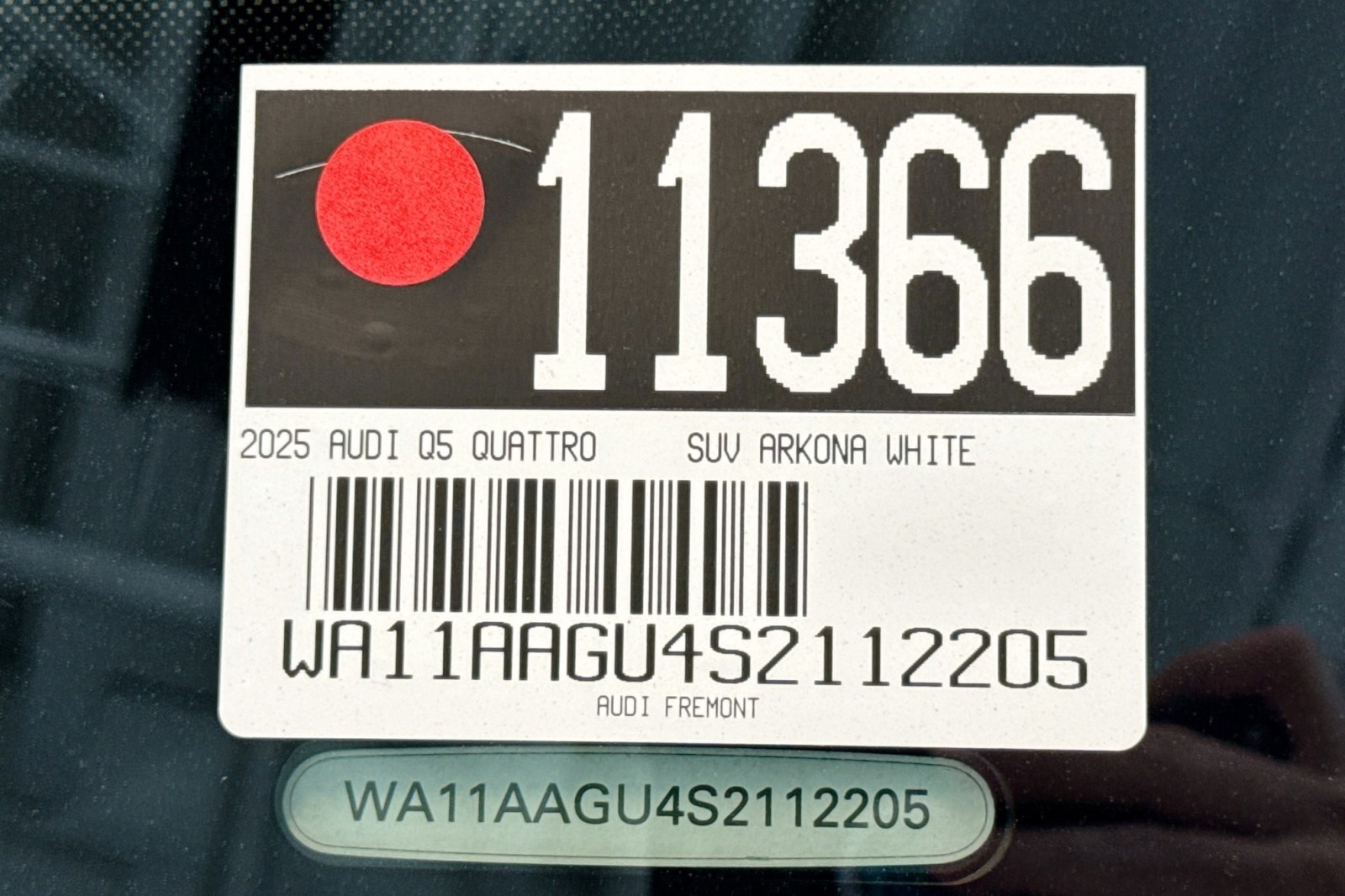 New 2025 Arkona White Audi Premium 2.0 TFSI quattro image 28