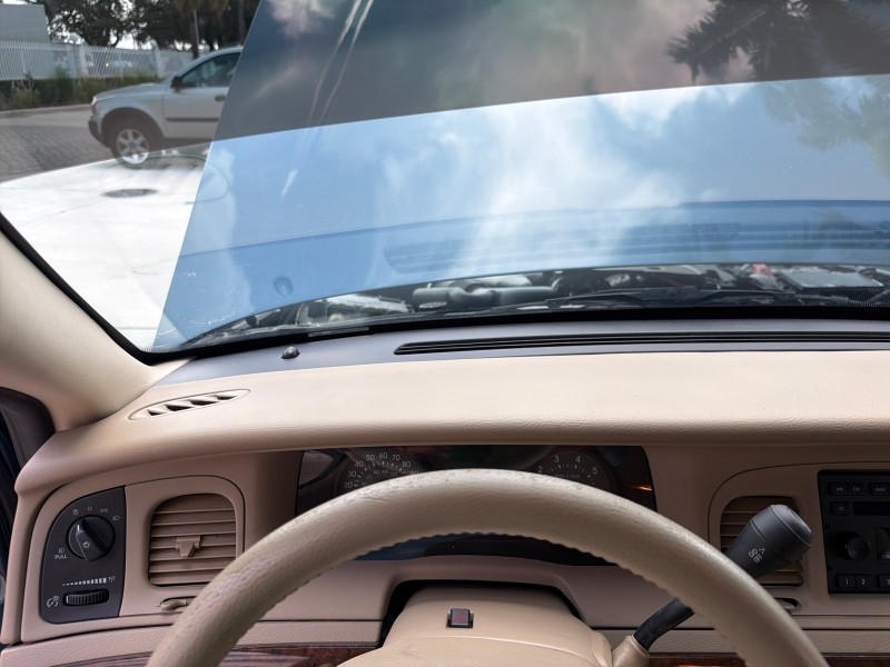 2007 Mercury Grand Marquis LS LOW MILES 52,599 1 OWNER in ,