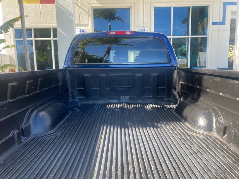 2004 Toyota Tundra SR5 V8 4.7 CREW CAB  FLORIDA in , 
