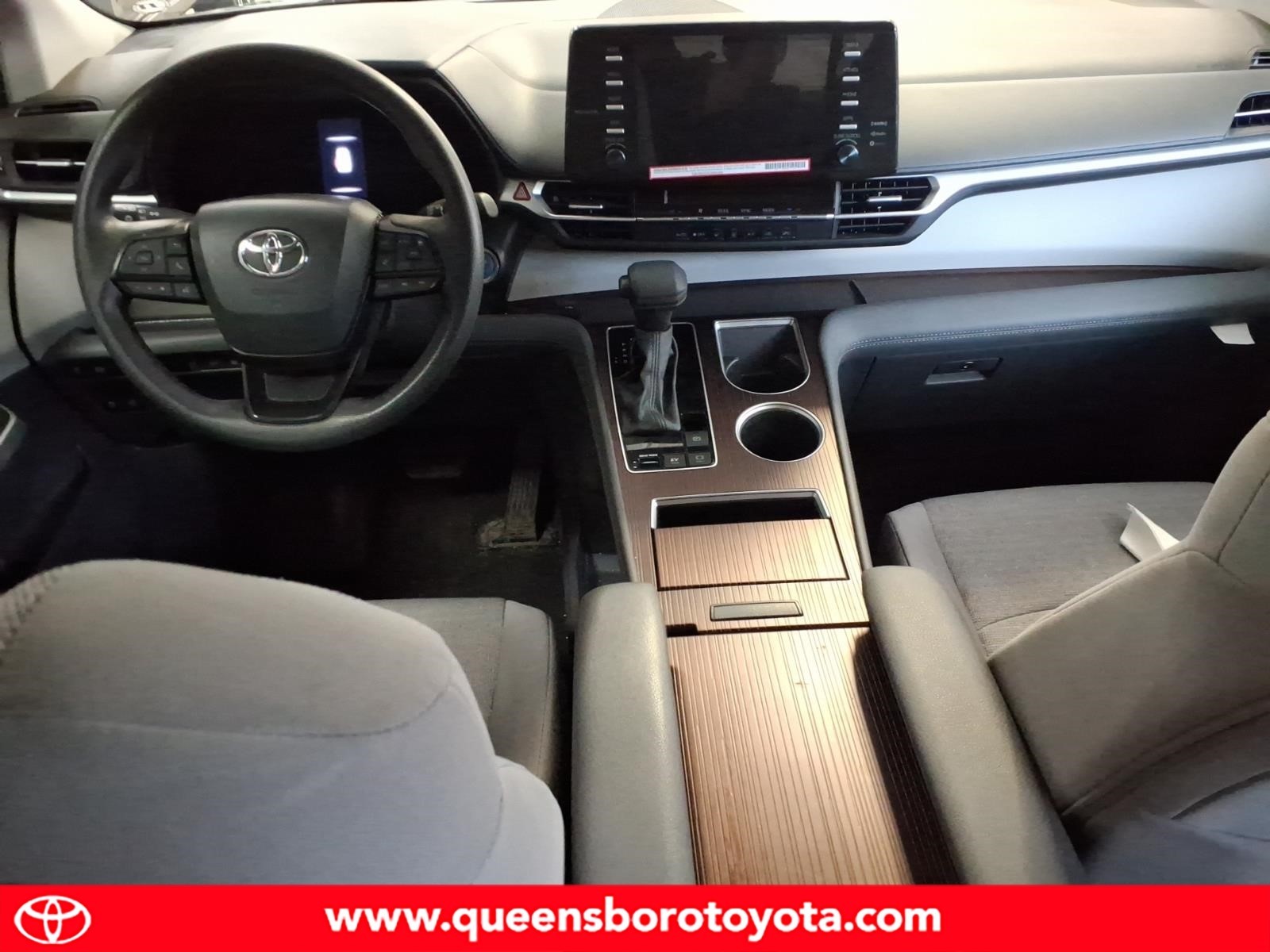 Used 2024 Toyota Sienna Sedan