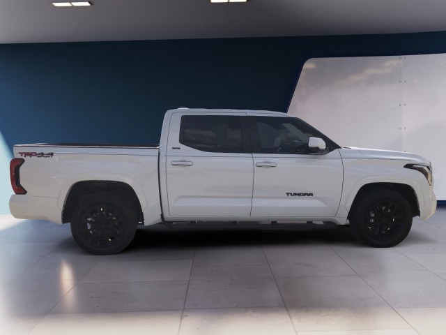 2024 Toyota Tundra 4WD SR5 6