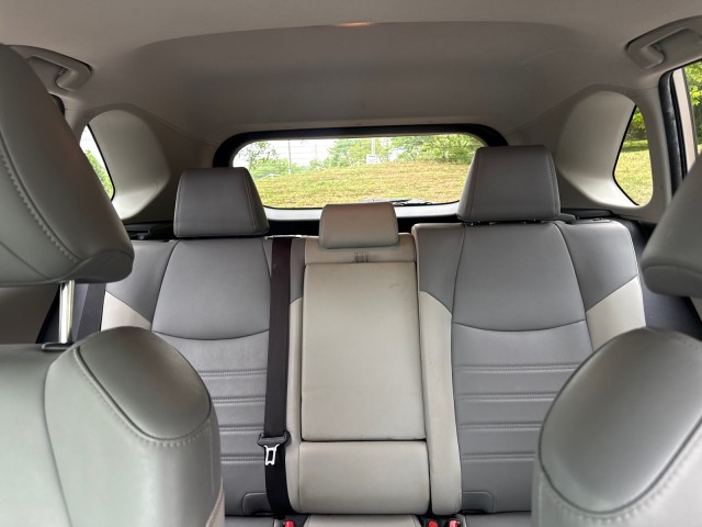 ToyotaRAV431