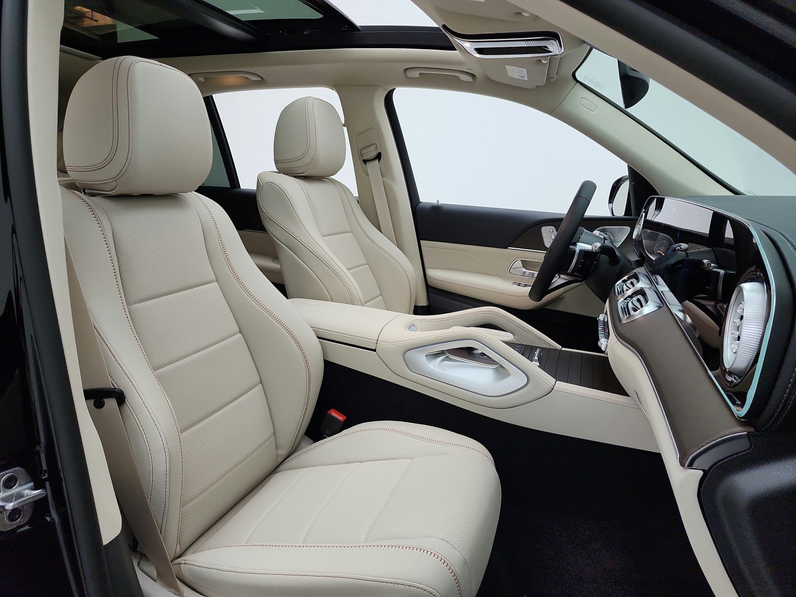 New 2027 Black Mercedes-Benz GLE 450 4MATIC® SUV image 15