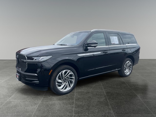 Infinite Black Metallic Clearcoat 2025 Lincoln Navigator Reserve 4WD SUV / Crossover Four-Wheel Drive Automatic