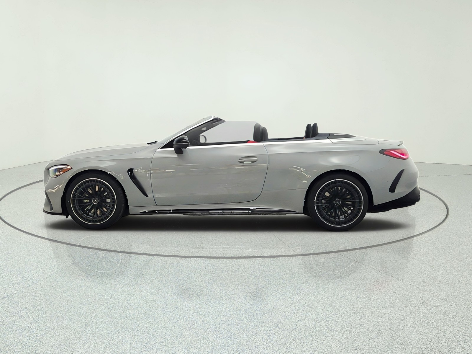 New 2027 ALPINE GREY Mercedes-Benz AMG® CLE 53 4MATIC+ Cabriolet image 8