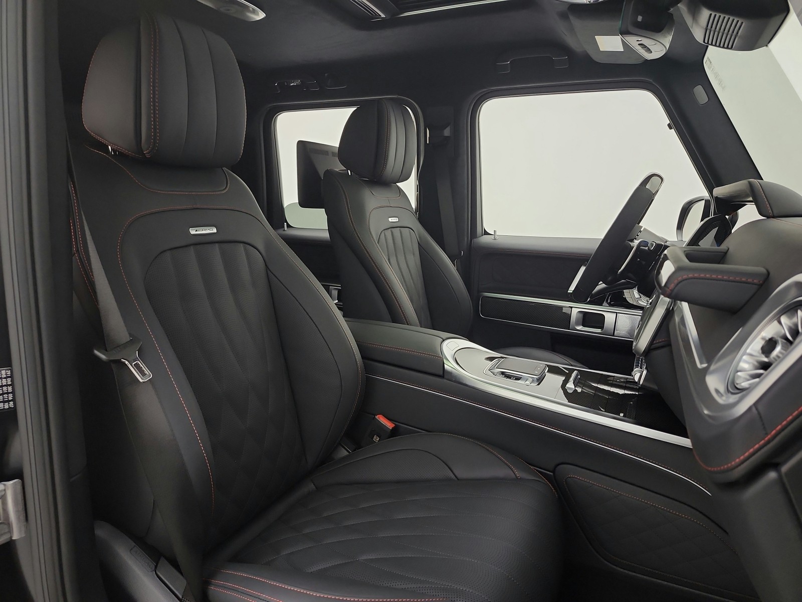 New 2026 MANUFAKTUR Night Black magno Mercedes-Benz AMG® G 63 image 17